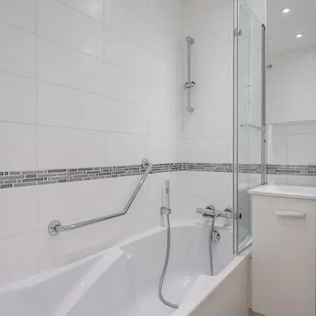 Апартаменты Renove 6 Pers, Acces Skis Aux Pieds, Grand Balcon Sud - Fr-1-351-20 *