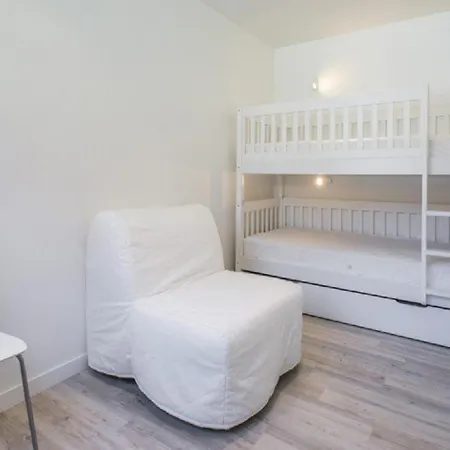 Rénové, 6 Pers, Balcon Sud Face Aux Pistes, Parking, Plagne Centre - Fr-1-351-20